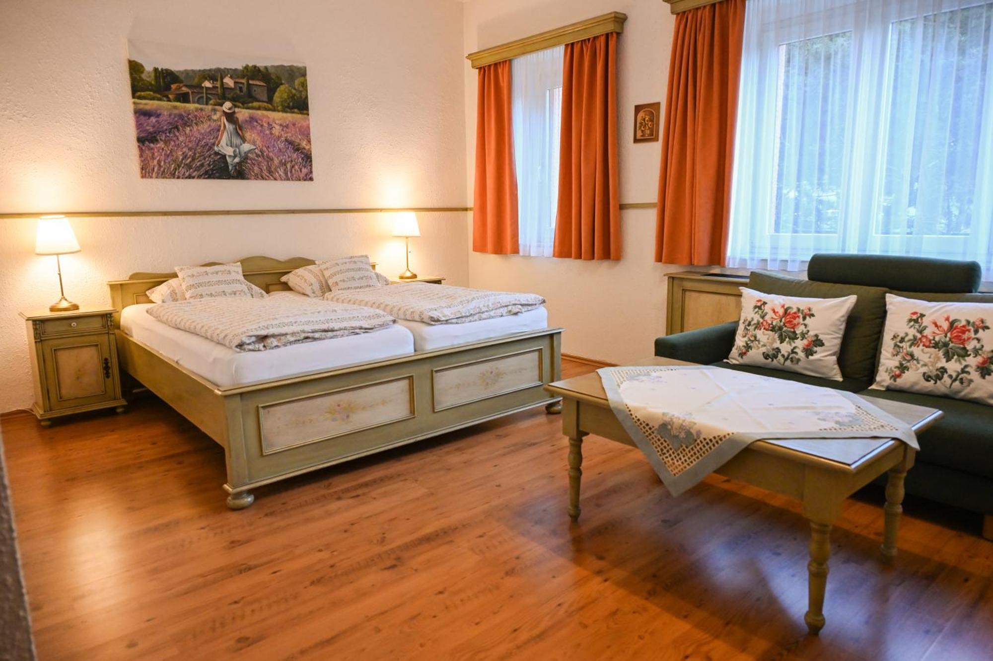 Hotel Diana Apartments Prag Eksteriør billede